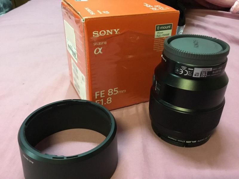 ขาย Sony FE 85 f1.8 พร้อม filter Kenko smart Slim UV หมดประกันแล้ว ไร้ฝุ่นไร้รา อุปกรณ์ครบ